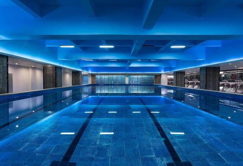 Отель Holiday Inn Guiyang City Center, An Ihg