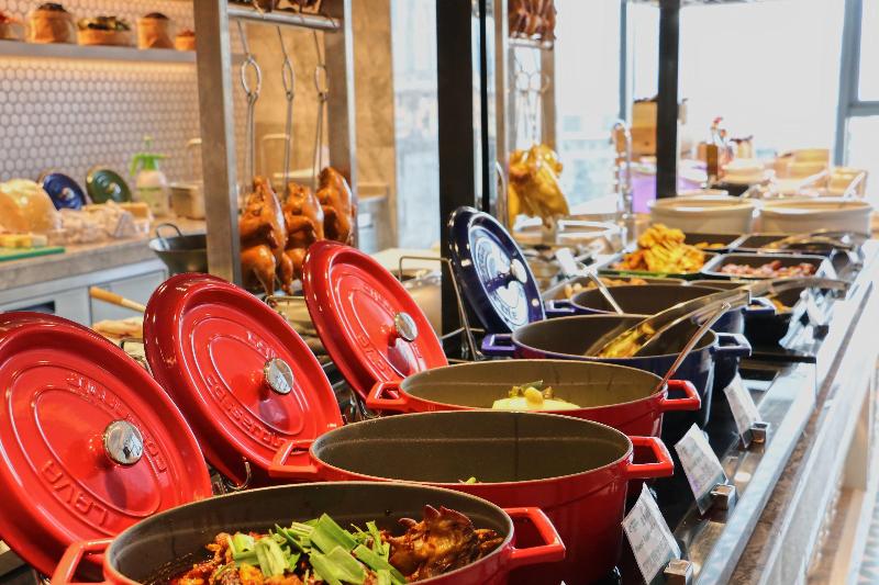 Отель Holiday Inn Guiyang City Center, An Ihg