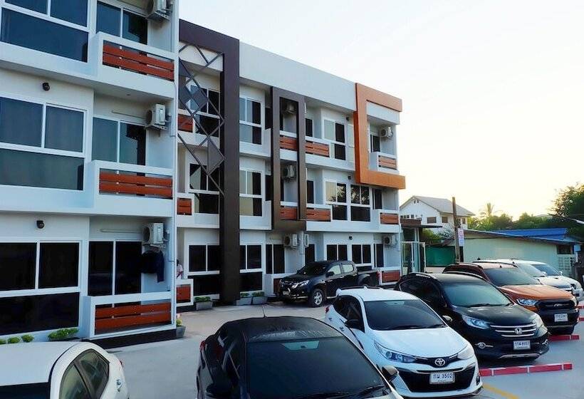 O2 Hotel Sakonnakhon