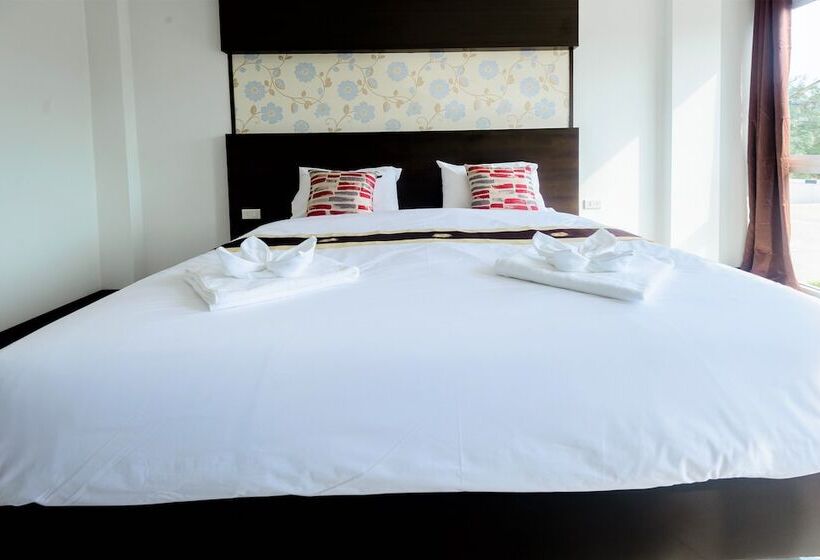 O2 Hotel Sakonnakhon