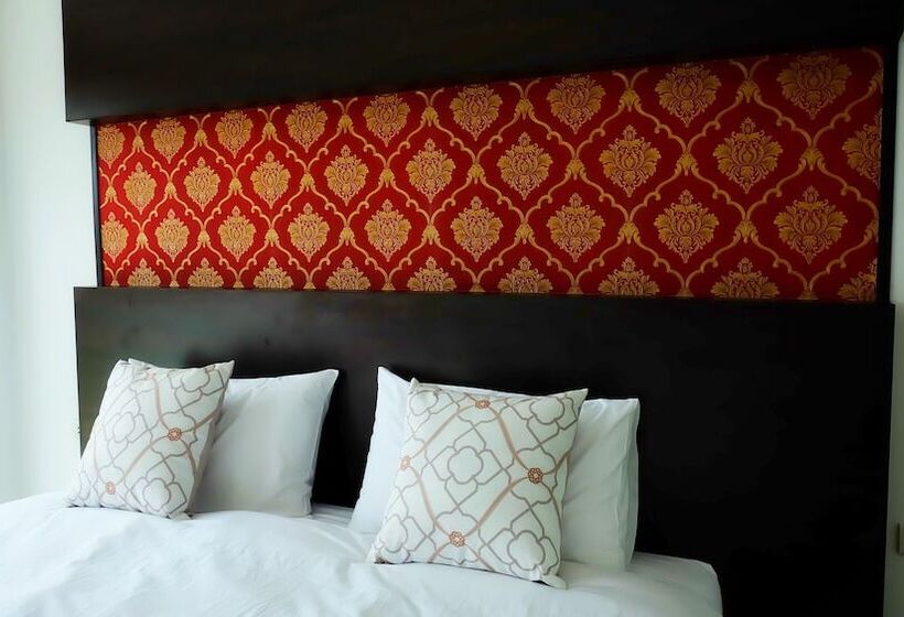 O2 Hotel Sakonnakhon