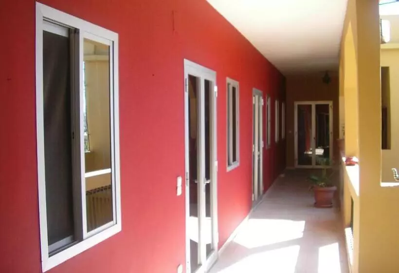 پانسیون Chez Titi