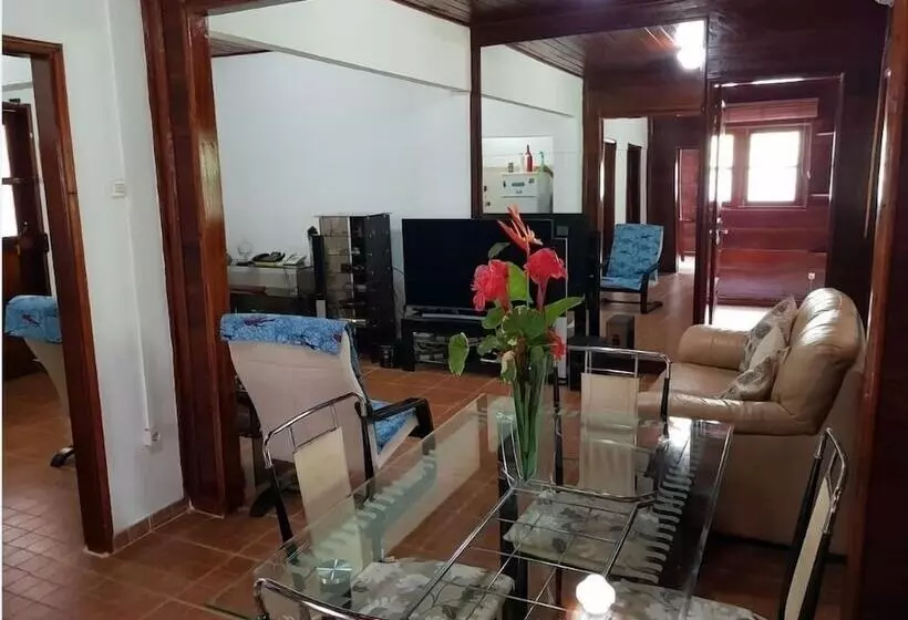 پانسیون Mini Quinta Guesthouse