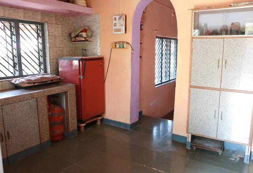 פנסיון Shubhankaroti Bungalow