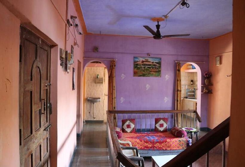 פנסיון Shubhankaroti Bungalow