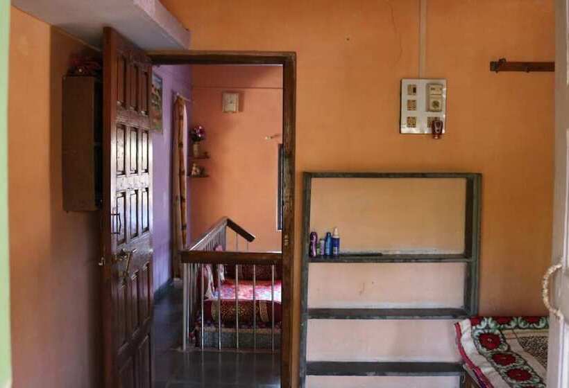 פנסיון Shubhankaroti Bungalow