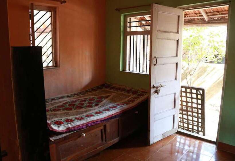 פנסיון Shubhankaroti Bungalow