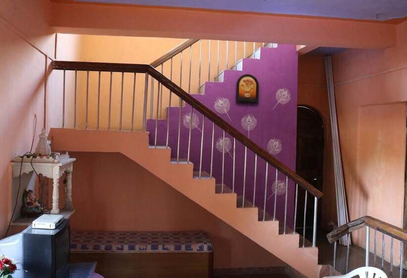 פנסיון Shubhankaroti Bungalow