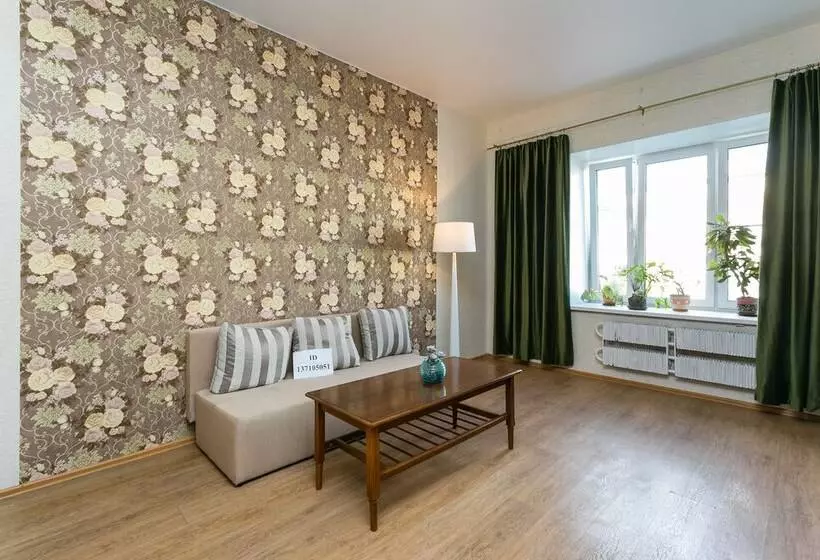 Apartment On 2ya Brestskaya 43