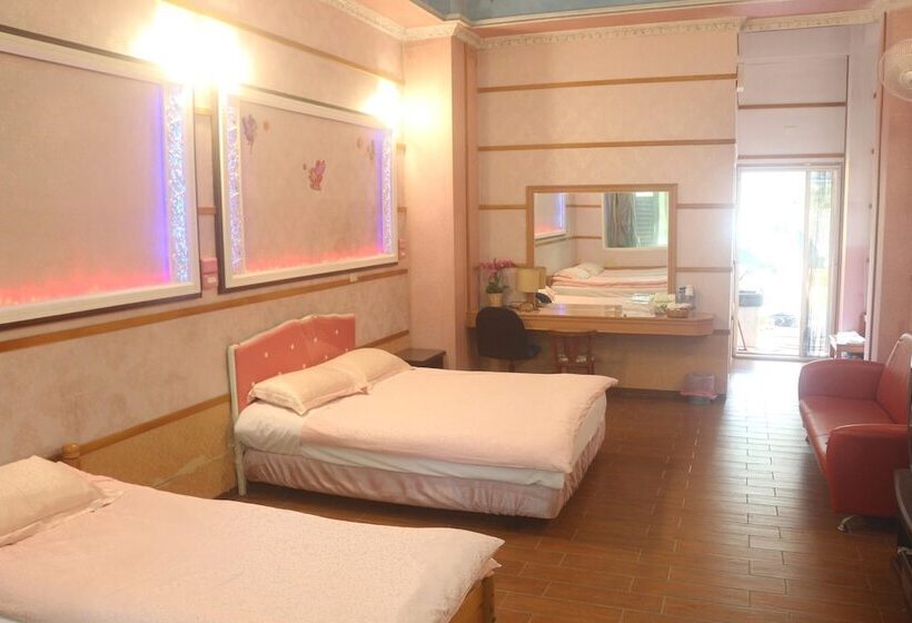 تختخواب و صبحانه Wild Thyme Eco Guest House