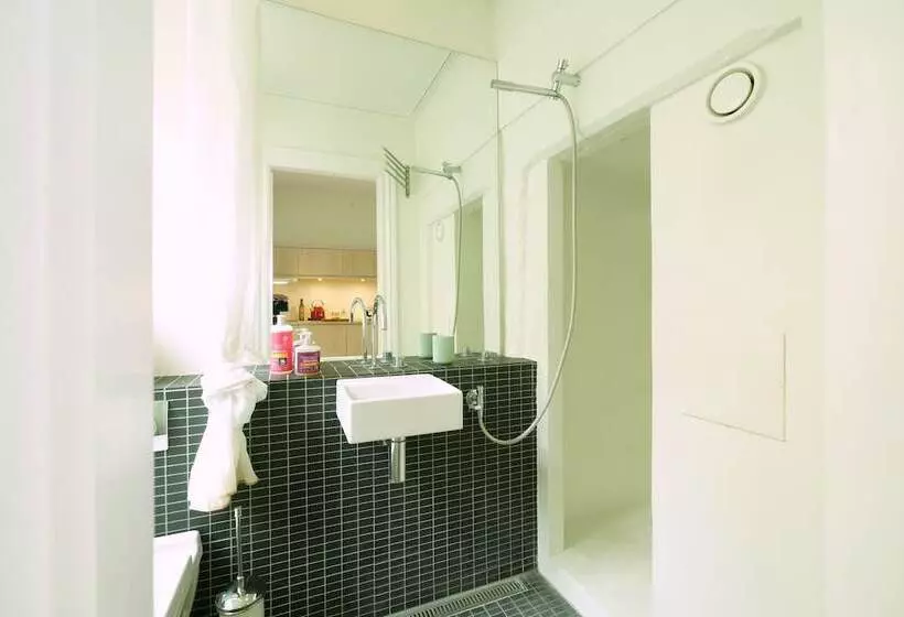 Central Canal Apartments 1