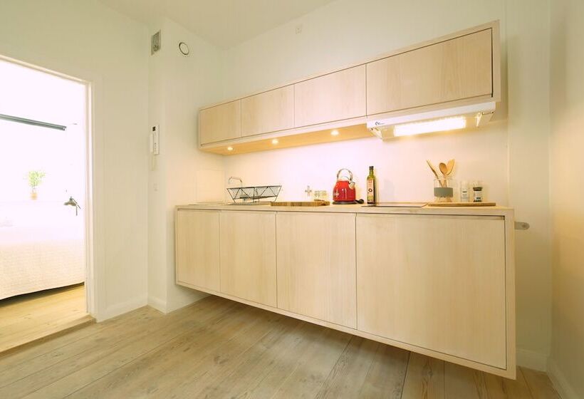 Central Canal Apartments 1