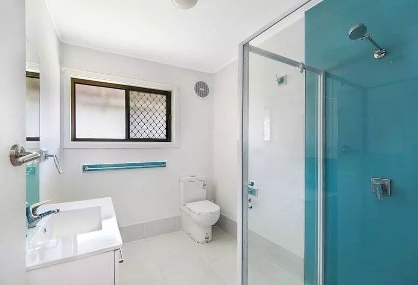 Chalet By The Sea, 10 Pelican Street, Peregian Beach