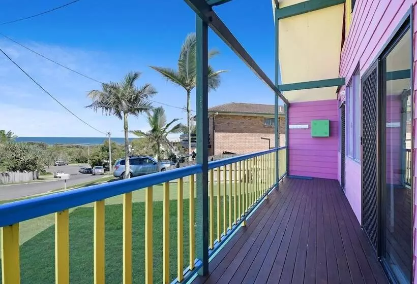 Chalet By The Sea, 10 Pelican Street, Peregian Beach