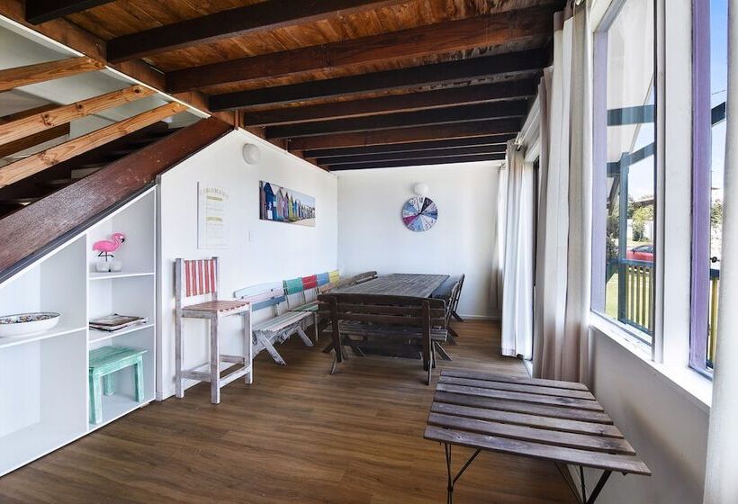 Chalet By The Sea, 10 Pelican Street, Peregian Beach