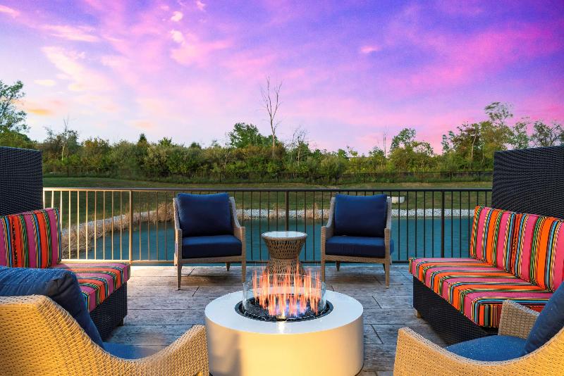 Отель Home2 Suites By Hilton Fort Wayne North