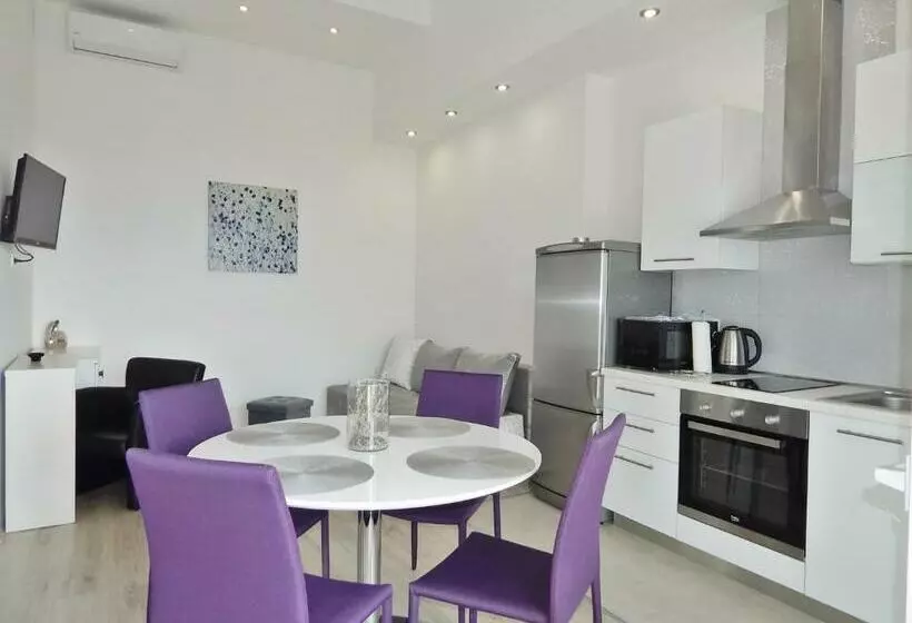 Lavander Apartments Omiš