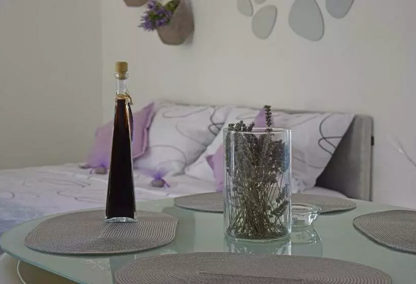 Lavander Apartments Omiš