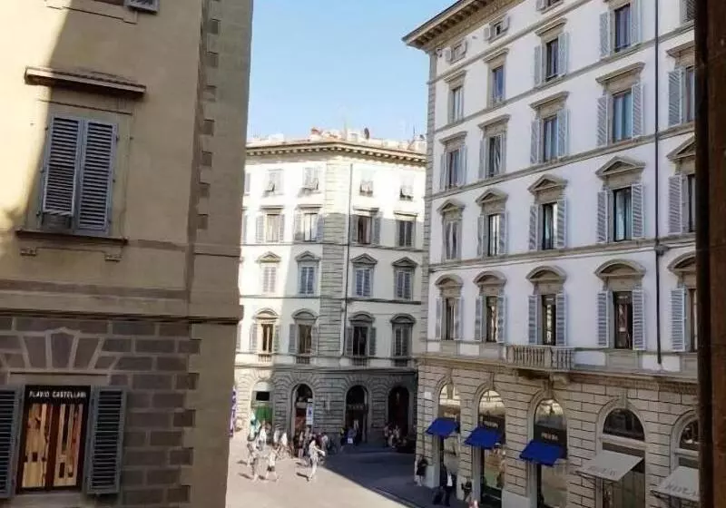 پانسیون Lady Luna B&b