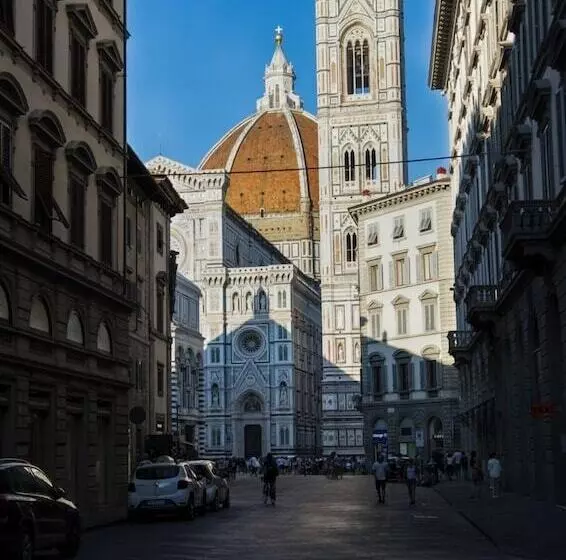 پانسیون Lady Luna B&b