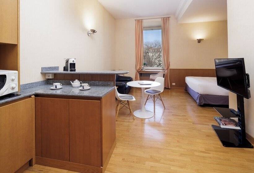 Szálló Dynasty Suites Downtown Apartments