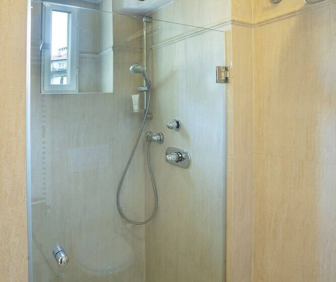 Szálló Dynasty Suites Downtown Apartments