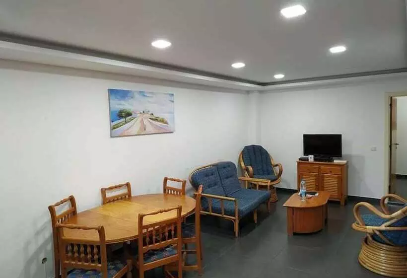 T3 Sra Da Rocha By Casas & Papéis