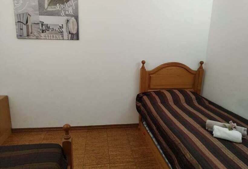 T3 Sra Da Rocha By Casas & Papéis