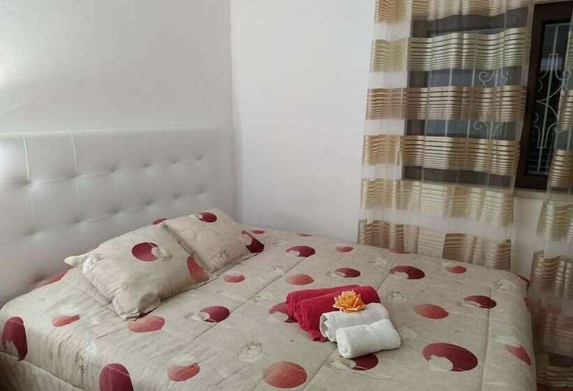 T3 Sra Da Rocha By Casas & Papéis