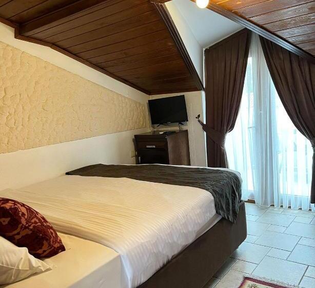 هتل Cicerone Lodge