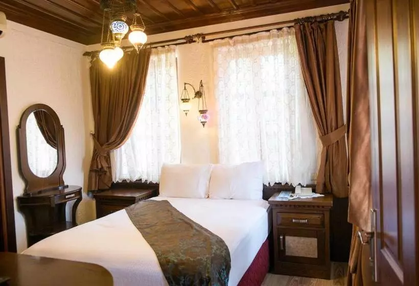 هتل Cicerone Lodge