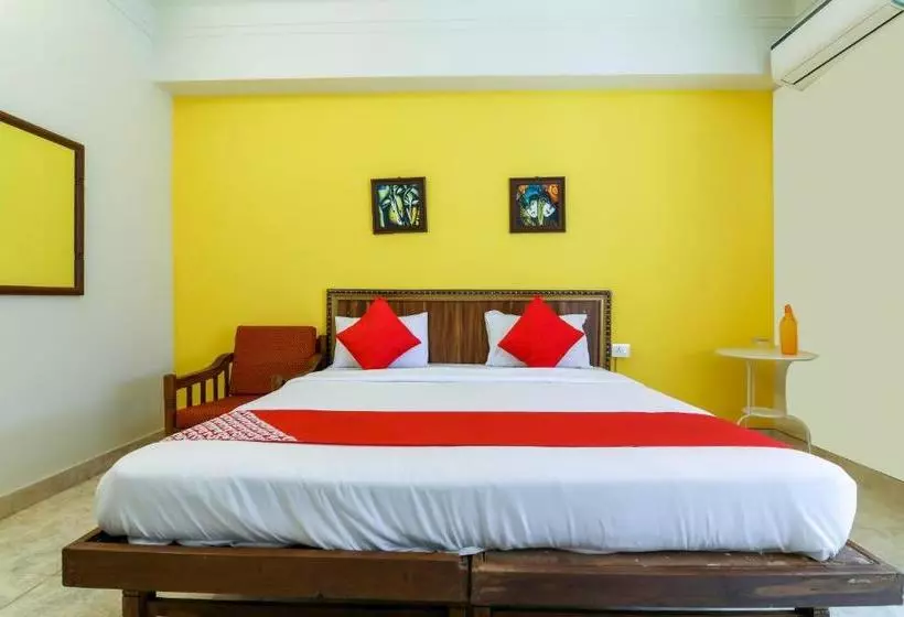 هتل Oyo 68034 Roshan Villa