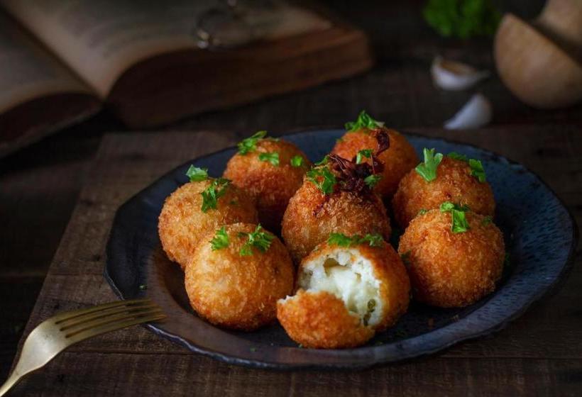 ホテル Oyo 68034 Roshan Villa