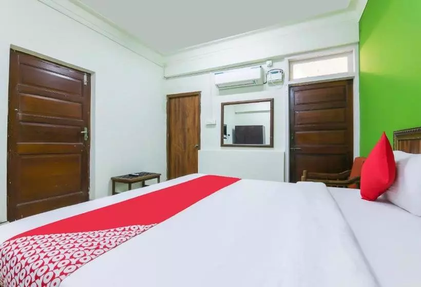 هتل Oyo 68034 Roshan Villa