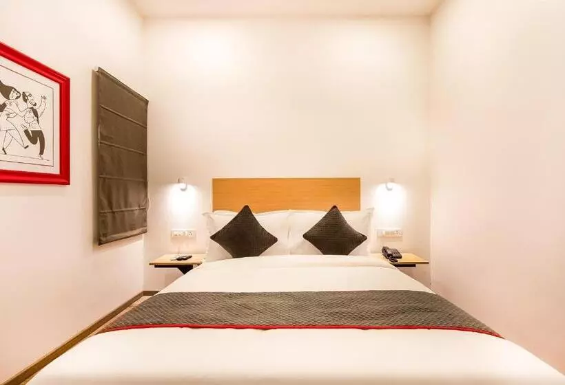 ホテル Townhouse Pipliyahana Square