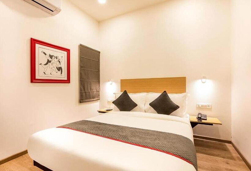 Hotel Townhouse Pipliyahana Square