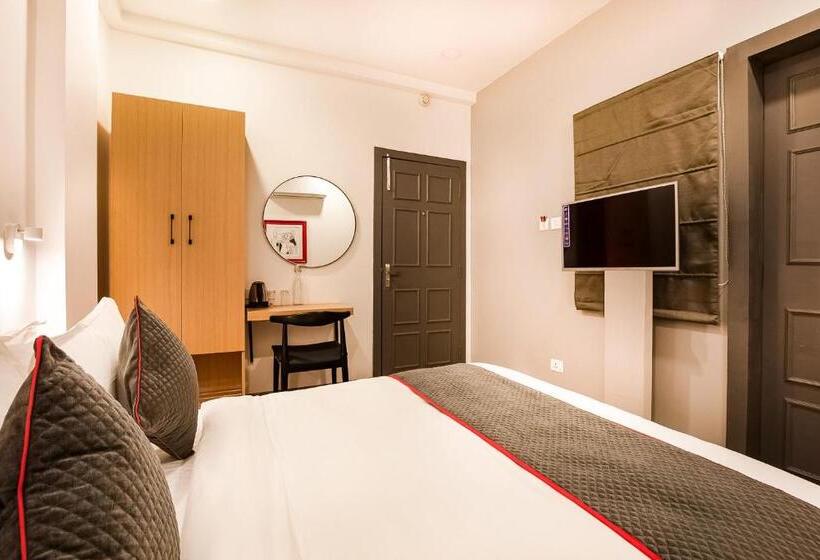 Hotel Townhouse Pipliyahana Square