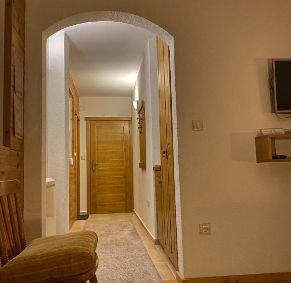 پانسیون Princess Nina Kolašin