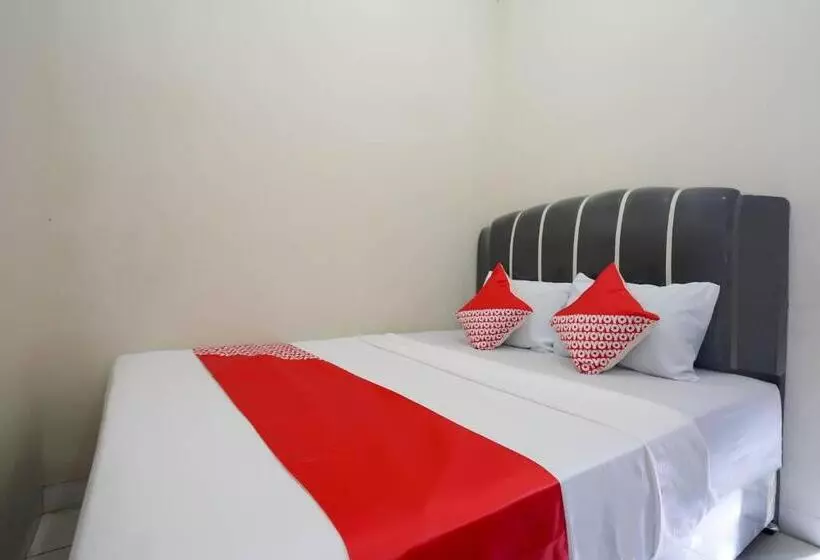 ホテル Oyo 2874 Berlian Residence