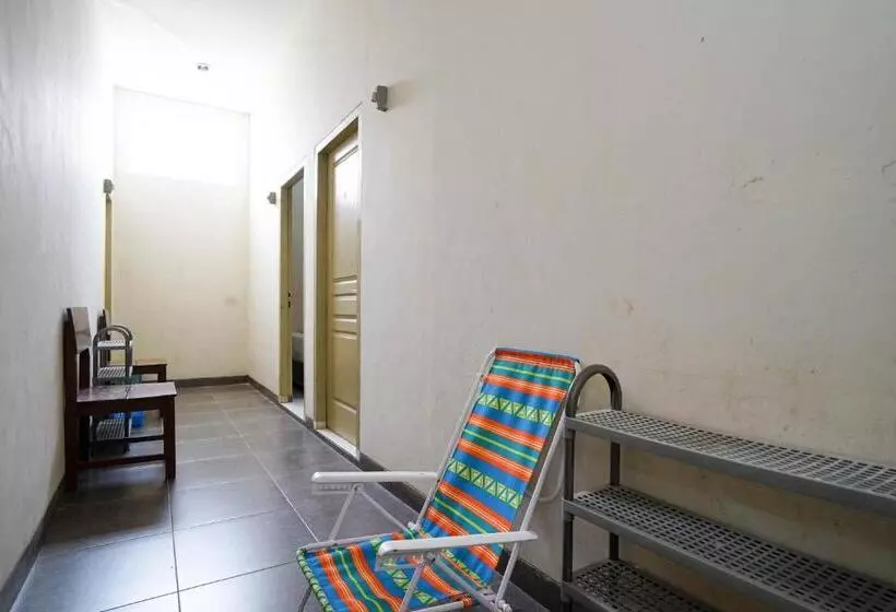ホテル Oyo 2874 Berlian Residence
