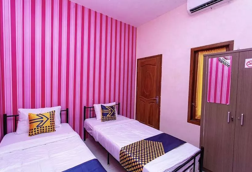 Hotelli Spot On 2875 Kost Pandawa Syariah