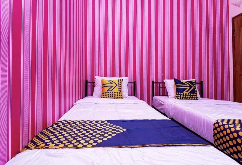 בית מלון כפרי Spot On 2875 Kost Pandawa Syariah