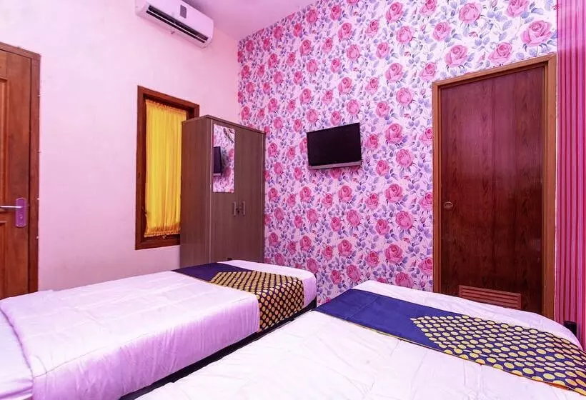 Hotelli Spot On 2875 Kost Pandawa Syariah