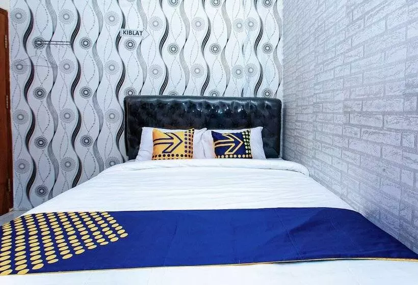 Hotelli Spot On 2875 Kost Pandawa Syariah