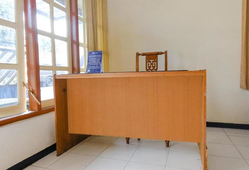 Hotel Spot On 2875 Madani Family Residence Syariah