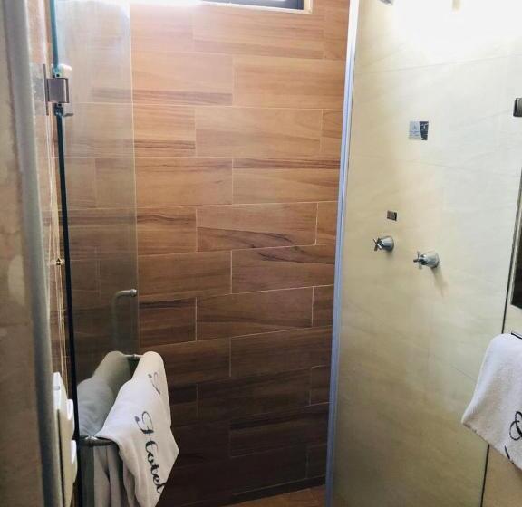 Hotel Lirio Adult Only