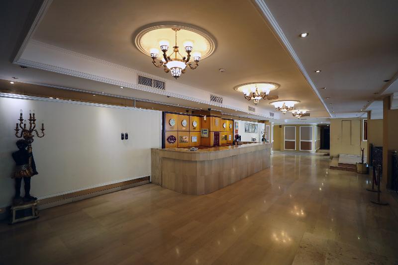 Hotel Oyo 112 Semiramis