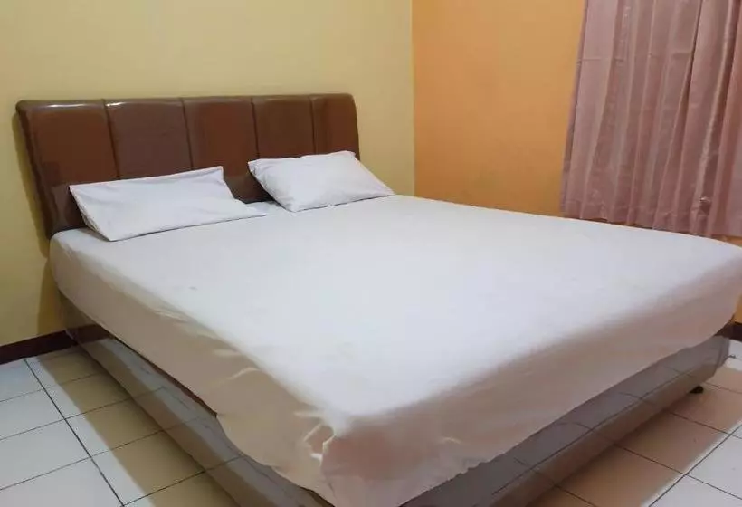 Hotel Spot On 2697 Homy House