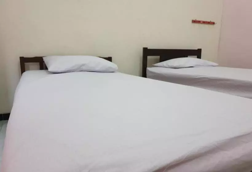 Hotel Spot On 2697 Homy House