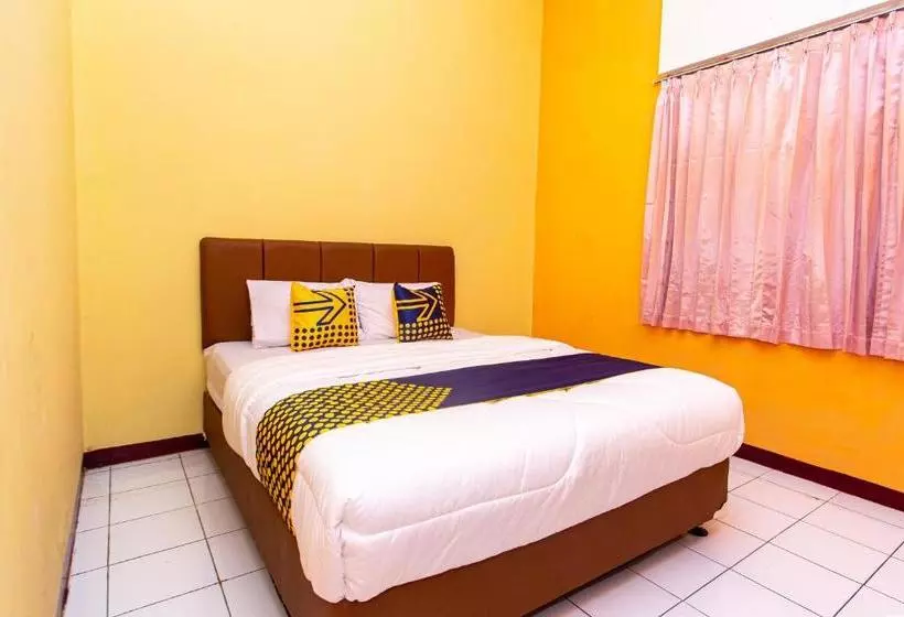 Hotel Spot On 2697 Homy House